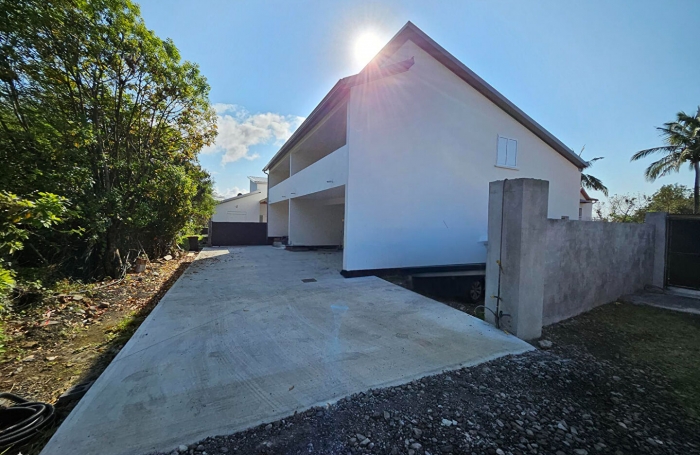 Location Maison 107.42m² 4 pièces Saint-Benoît