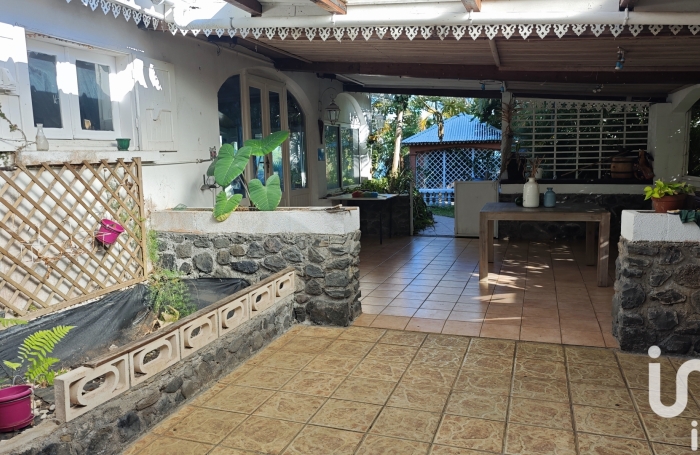 Vente Maison 220m&sup2; 5 pi&#232;ces Saint Gilles Les Hauts