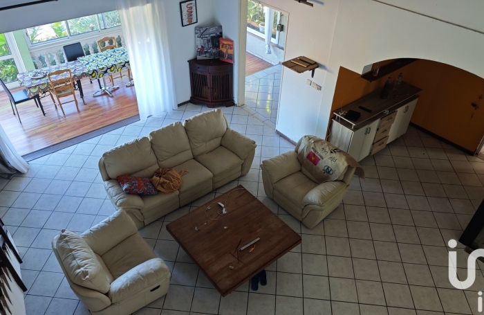 Vente Maison 220m&sup2; 5 pi&#232;ces Saint Gilles Les Hauts