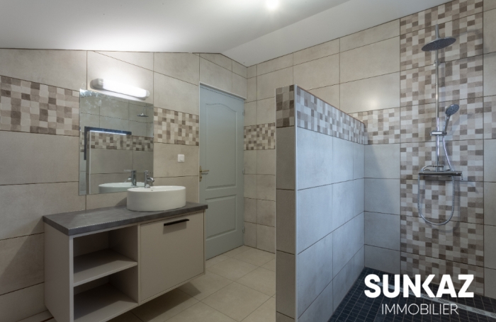 Location Appartement 135m² 4 pièces La Possession