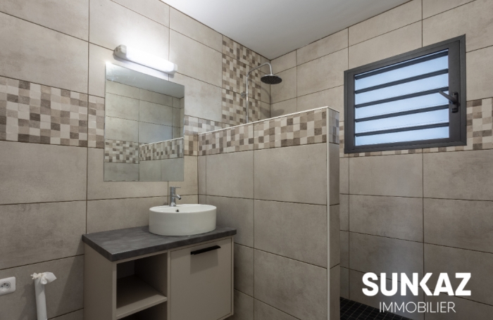 Location Appartement 135m² 4 pièces La Possession