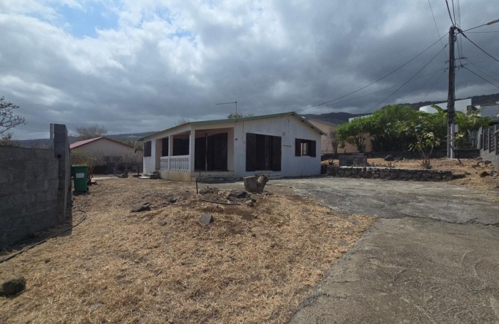 Vente Maison 100m&sup2; 4 pi&#232;ces Trois Bassins
