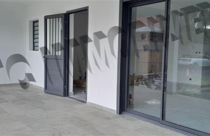Vente Maison 80m&sup2; 3 pi&egrave;ces Rivi&egrave;re Saint Louis