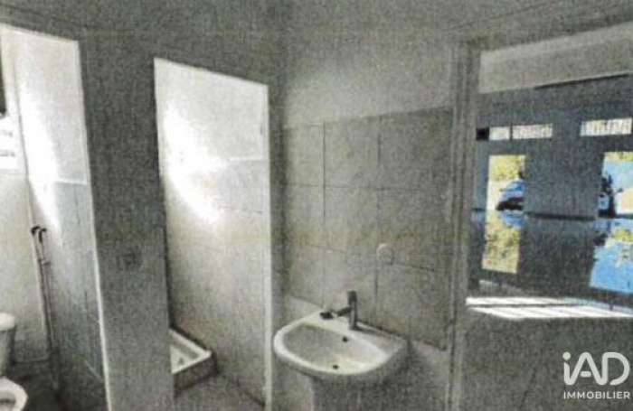 Location Fonds de commerce 80m&sup2; Le Port