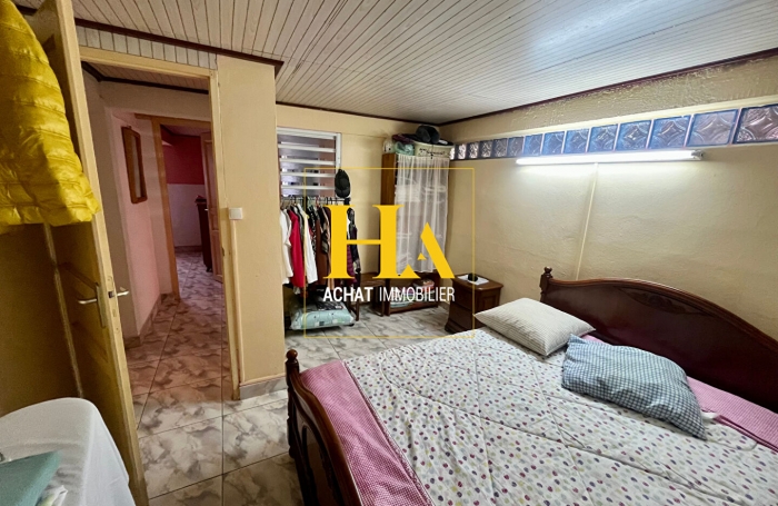 Vente Maison 257.7m² 12 pièces Saint Gilles Les Hauts