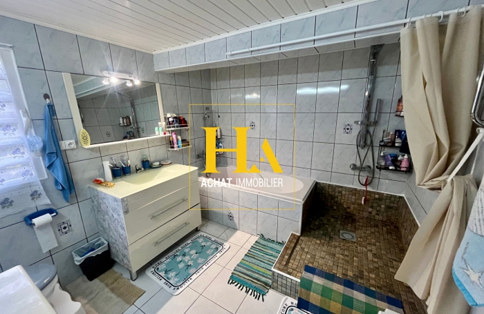 Vente Maison 257.7m² 12 pièces Saint Gilles Les Hauts