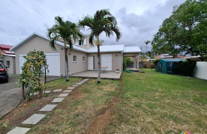 Location Maison 124m&sup2; 5 pi&#232;ces Saint André