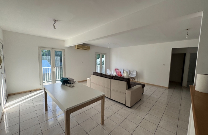 Location Appartement 97m² 4 pièces Sainte Marie