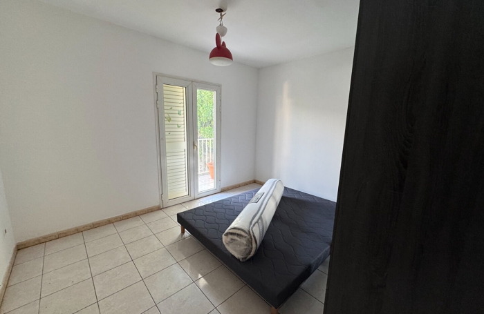 Location Appartement 97m² 4 pièces Sainte Marie