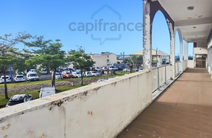 Vente Immeuble 330m&sup2; 2 pi&#232;ces Saint-Benoît
