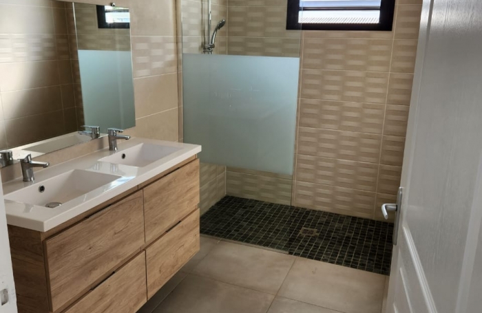 En location à La Ravine des Cabris : maison neuve avec 4 pièces