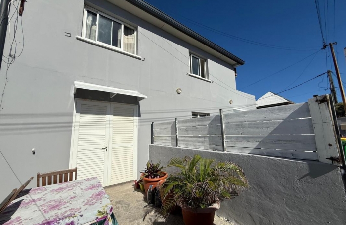 Vente Immeuble 125m&sup2; 7 pièces Saint-Pierre