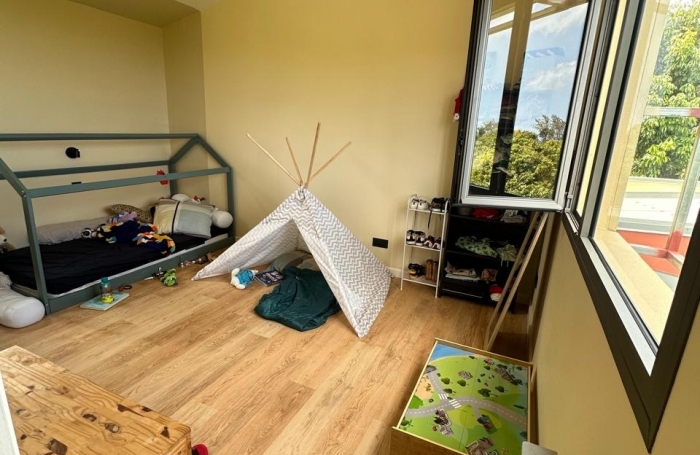 Vente Divers 140m&sup2; 4 pièces Saint-Pierre