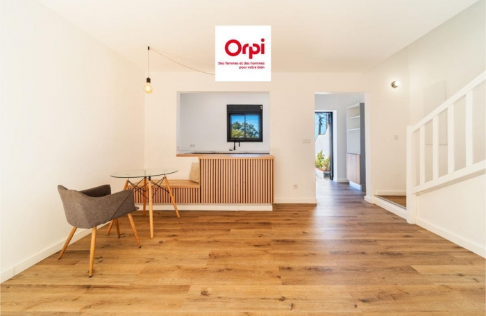 Vente Maison 90m&sup2; 4 pièces Saint Gilles Les Hauts