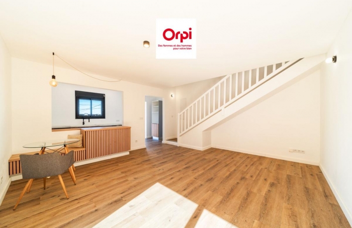 Vente Maison 90m&sup2; 4 pièces Saint Gilles Les Hauts