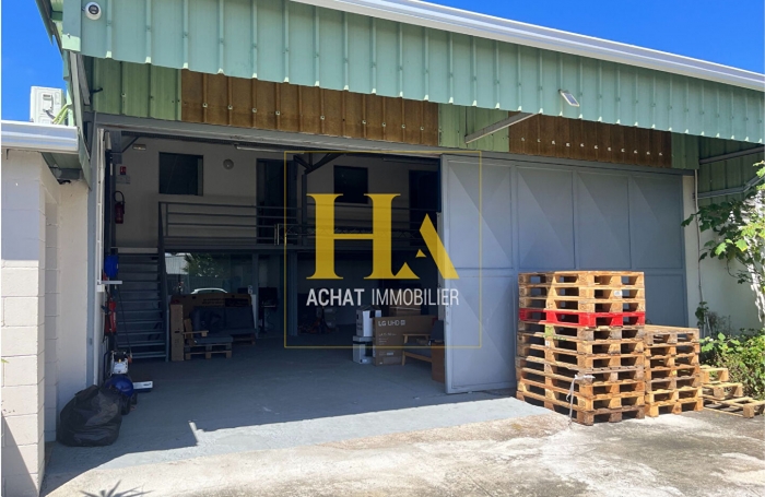 Location Entrepot 530m&sup2; Saint Andr&eacute;