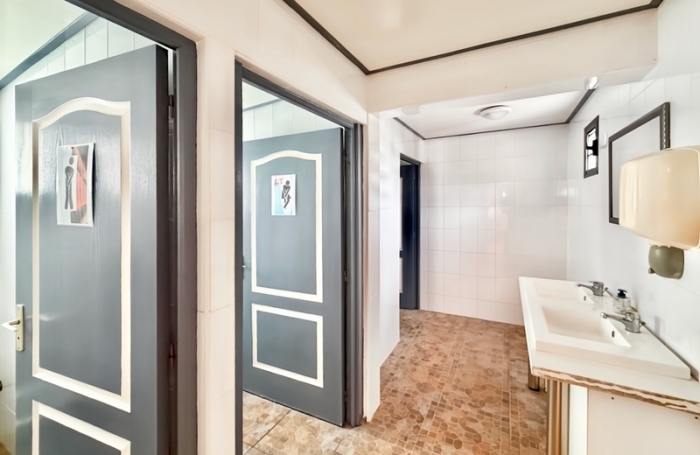 Location Bureaux 201m&sup2; 1 pièce Rivi&egrave;re Saint Louis