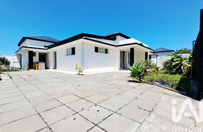 Vente Divers 250m&sup2; 7 pièces Le Tampon