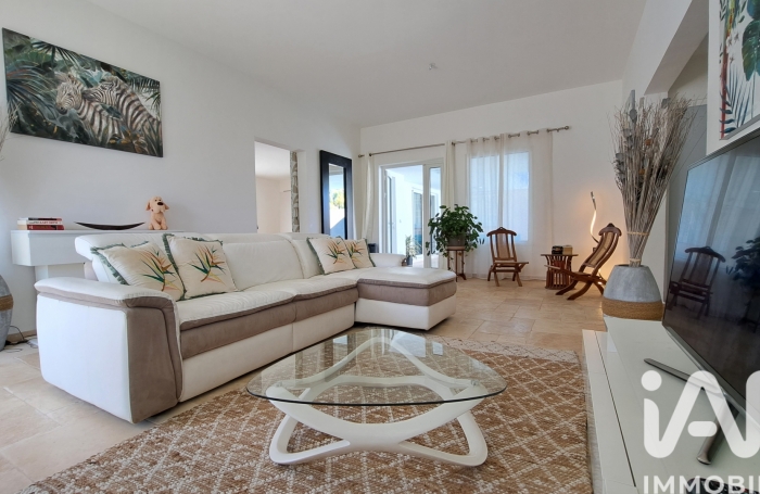 Vente Divers 250m&sup2; 7 pièces Le Tampon