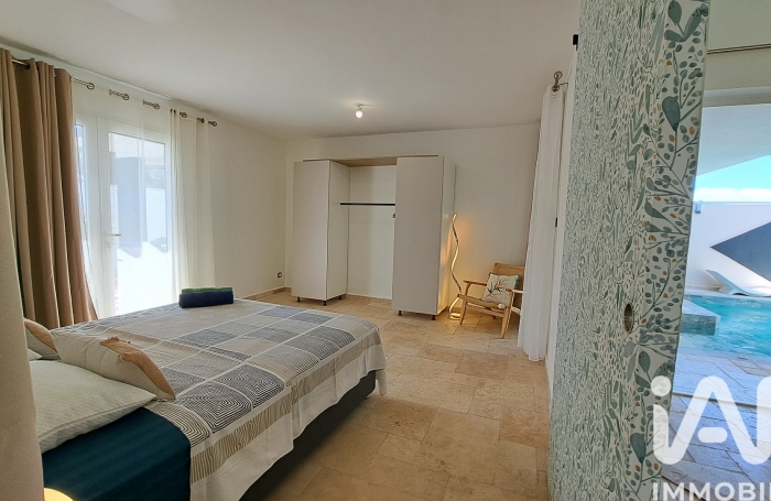 Vente Divers 250m&sup2; 7 pièces Le Tampon