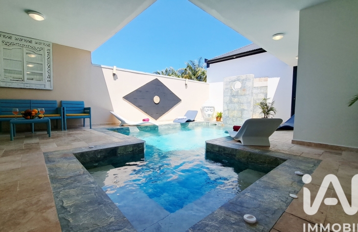 Vente Divers 250m&sup2; 7 pièces Le Tampon