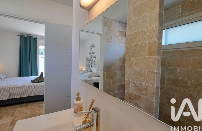 Vente Divers 250m&sup2; 7 pièces Le Tampon