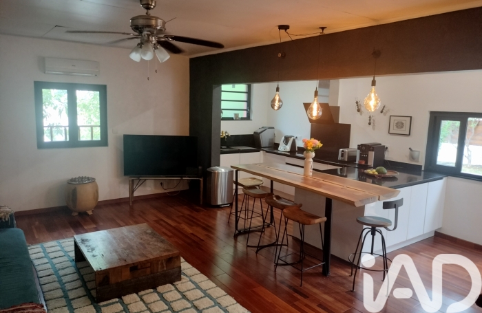 Vente Maison 237m&sup2; 8 pièces Bois de Nefles St Paul