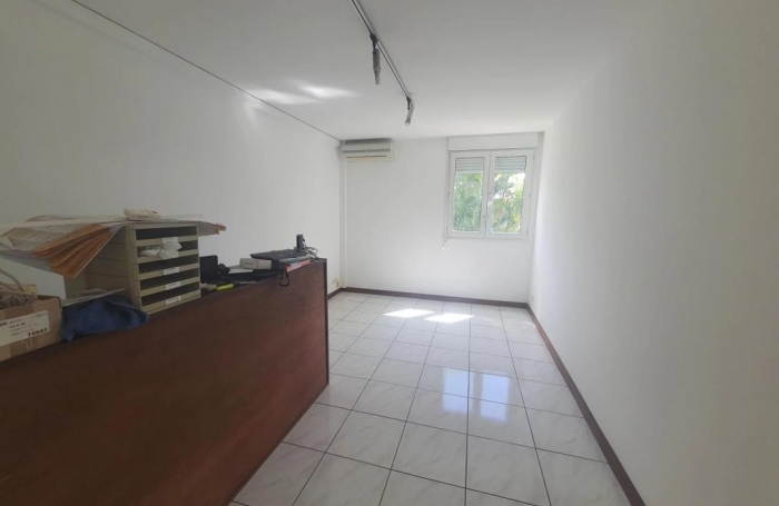 Location Bureaux 110m&sup2; 7 pièces Saint Denis