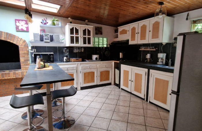 Villa F4 &agrave; vendre   Petite-&Icirc;le (97429) Prix de vente : 192 600 &euro; FAI