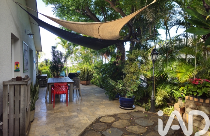 Vente Divers 141m&sup2; 5 pièces Saint Gilles les Bains