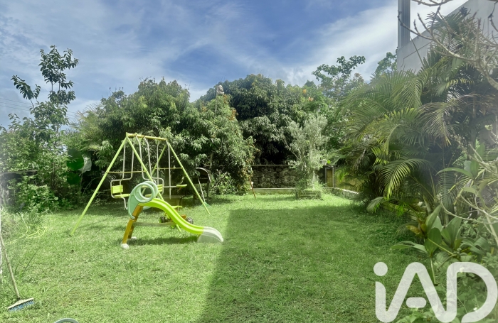 Vente Maison 115m&sup2; 4 pièces Saint Gilles Les Hauts