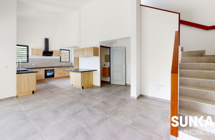 Location Maison 100m&sup2; 4 pi&egrave;ces Etang-Sale