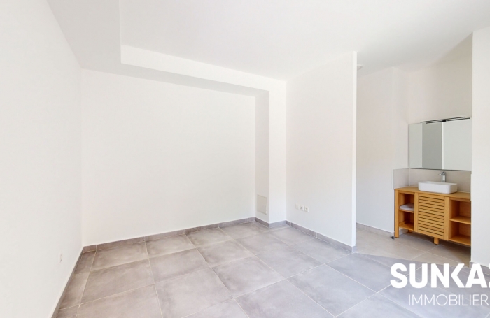 Location Maison 100m&sup2; 4 pi&egrave;ces Etang-Sale