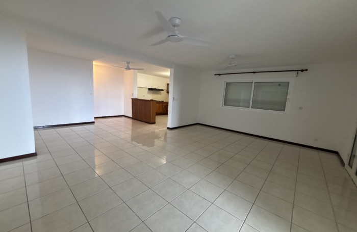 &Agrave; LOUER - MAISON T3 - SAINTE-MARIE