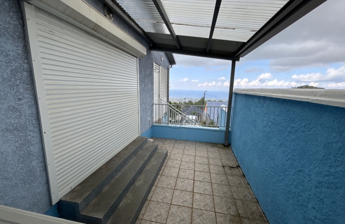 &Agrave; LOUER - MAISON T3 - SAINTE-MARIE