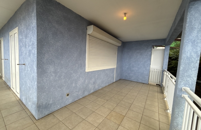 &Agrave; LOUER - MAISON T3 - SAINTE-MARIE