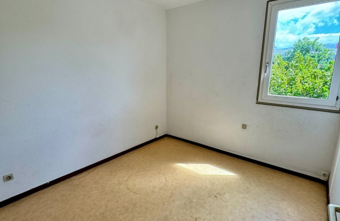 T3 - VIDE D'OCCUPATION - LES POETES