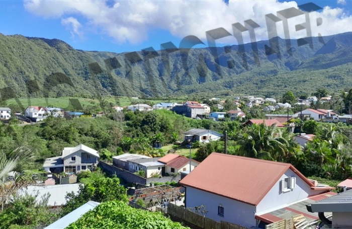 Location Maison 74m&sup2; 4 pi&egrave;ces Rivi&egrave;re Saint Louis