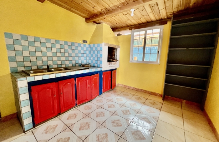 PETITE ILE 97429 - VILLA DE PLAIN PIED - HABITABLE DE SUITE - GARAGE - FACILE D'ACCES