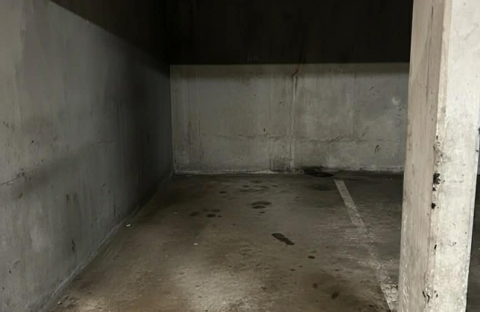 &Agrave; vendre &agrave; Saint-Denis : grand studio avec terrasse