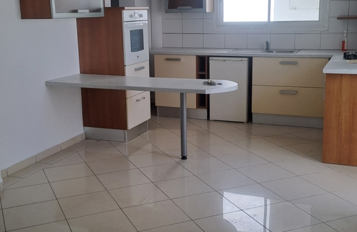 A vendre villa F5/6 de 170 m2 sur un terrain de 360 m2