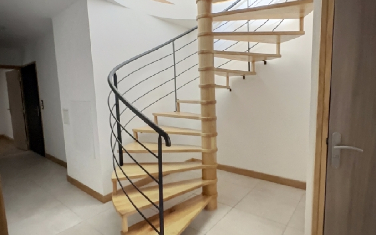 T5 148m2 CENTRE VILLE ST GILLES BAINS