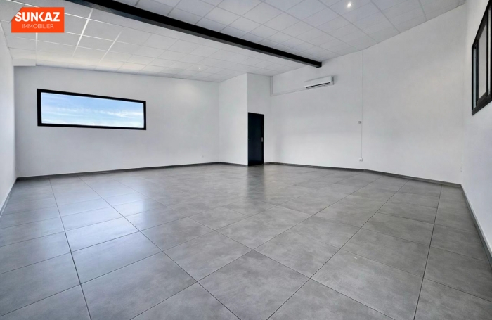 Location Local commercial 100m&sup2; Saint-Pierre