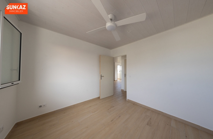 Location Appartement 80m&sup2; 4 pi&egrave;ces Saint-Pierre