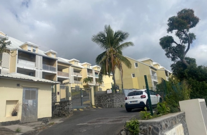 Location Appartement 97400
