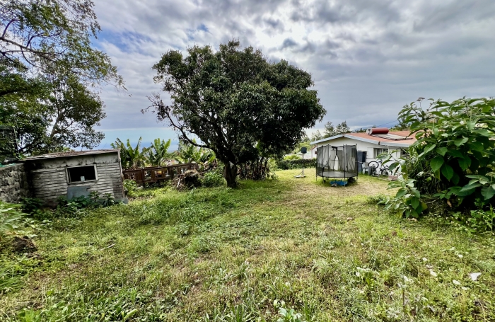 TAMPON 97430 - TERRAIN PLAT EN ZONE UB - QUARTIER CALME - PROCHE DES COMMODITES