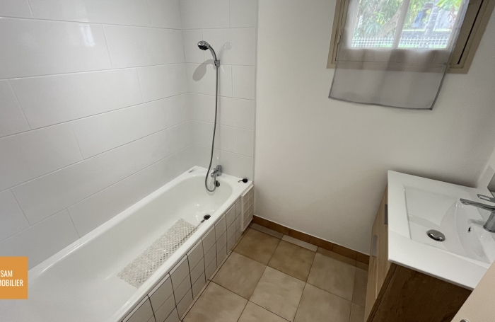 Appartement F3 58m2 Concession Cond&eacute; Saint-Pierre - Ligne des 400