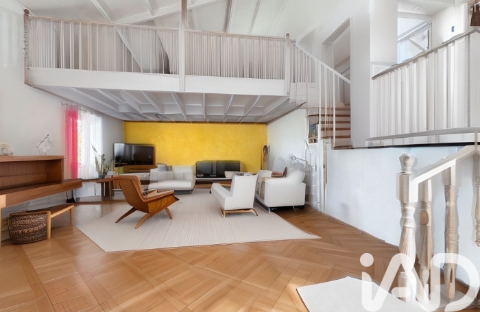 Vente Divers 185m&sup2; 5 pièces Sainte Marie