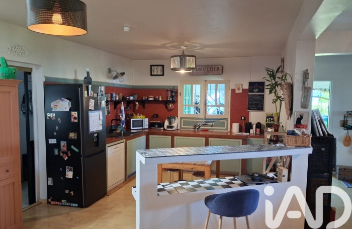 Vente Maison 147m&sup2; 6 pièces Saint Gilles Les Hauts