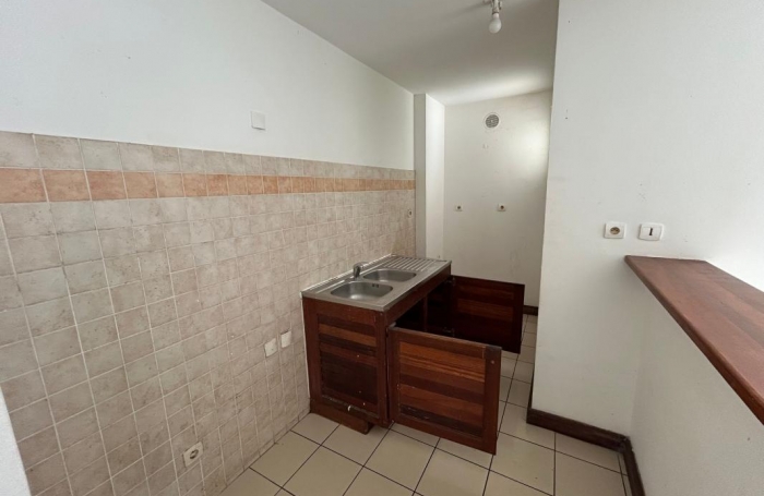 Vente Appartement 50m&sup2; 3 pièces Saint-Pierre